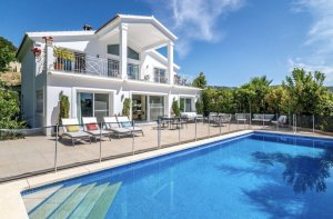 Detached Villa next to Santa María Golf – Elviria, Marbella