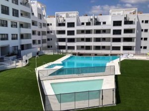 Attractive 4-Bedroom Duplex Penthouse in Estepona City