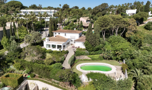 Rare opportunity to own a villa in the prestigious Kings & Queens area of Sotogrande
