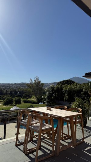 Los Naranjos frontline golf villa