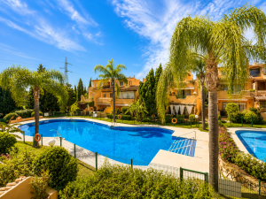 Exclusive Corner Townhouse in Oasis de Nagüeles – Marbella’s Prestigious Golden Mile