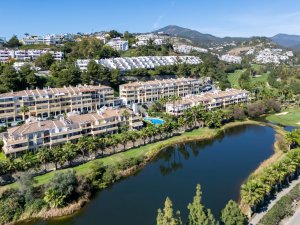Apartment in La Quinta, Benahavis