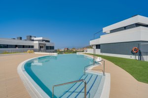 Brand-new, three bedroom apartment in the sought-after gated community of Medblue, in Altos de los Monteros